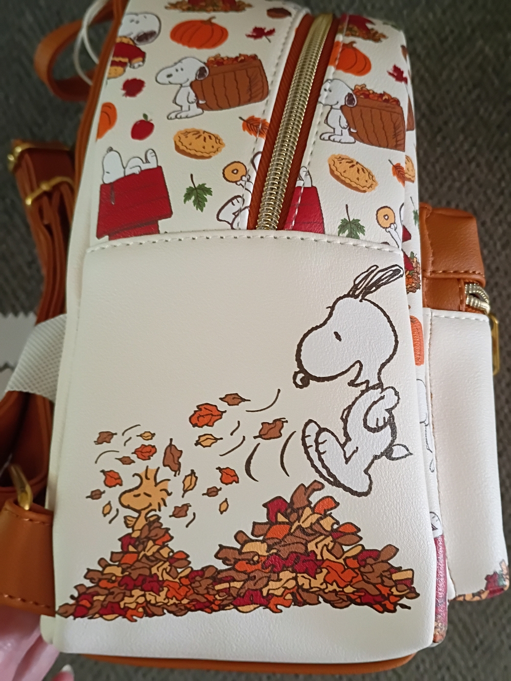 Snoopy Loungefly Peanuts Fall Vegan Leather Mini Backpack New With Tags Cozy - Picture 6 of 13